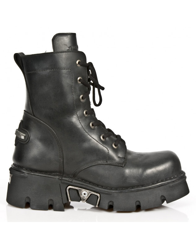 BOTAS ESTILO MILITAR DE NEW ROCK CON CORDONES