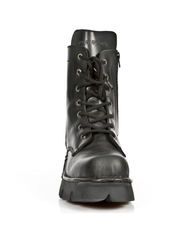 BOTAS ESTILO MILITAR DE NEW ROCK CON CORDONES