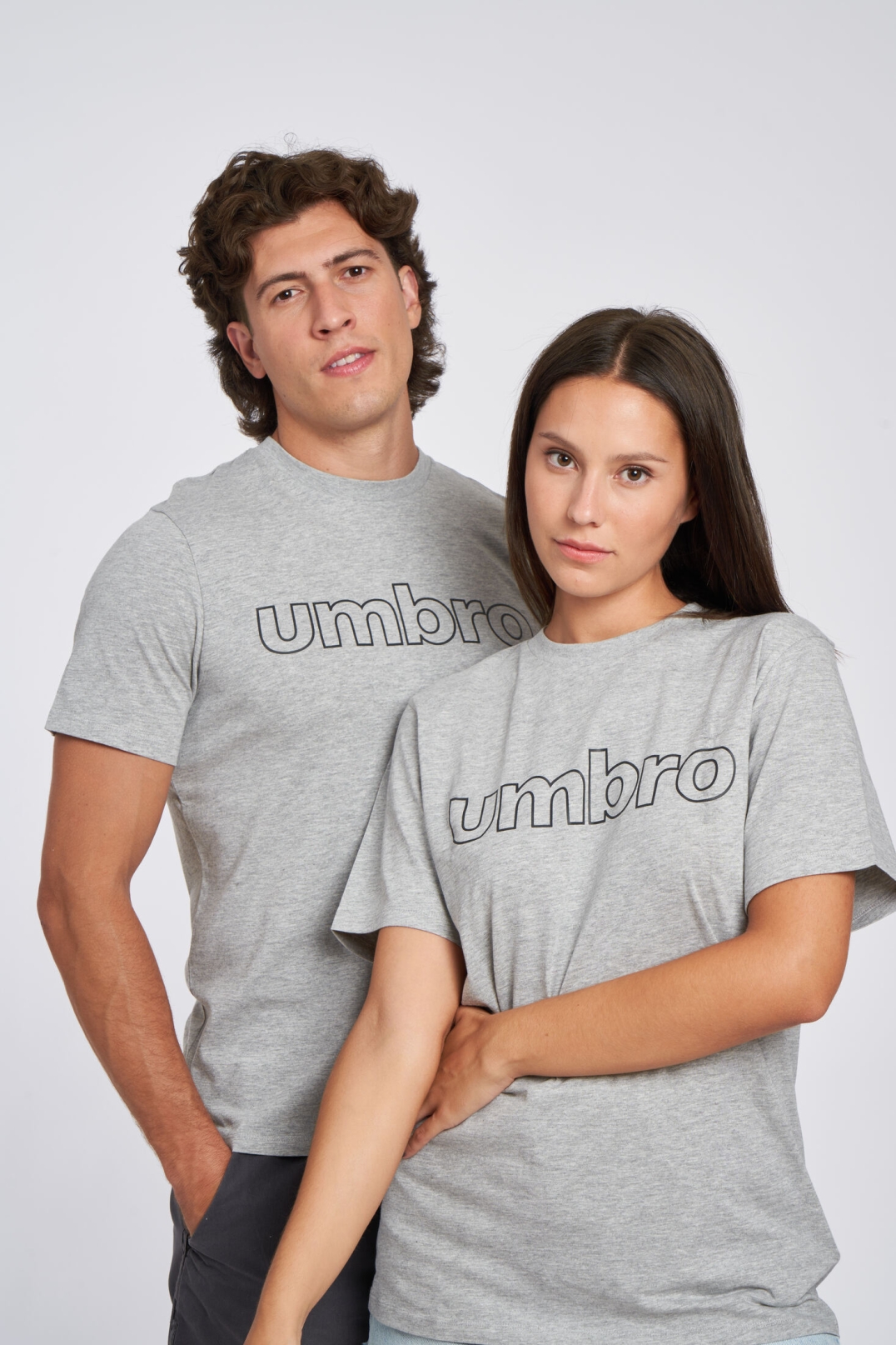 CAMISETA UMBRO FW LINEAR LOGO GRAPHIC TEEGREY MARL