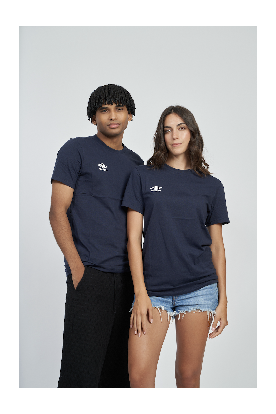 Camiseta Umbro Wardrobe Small Logo Navy / White