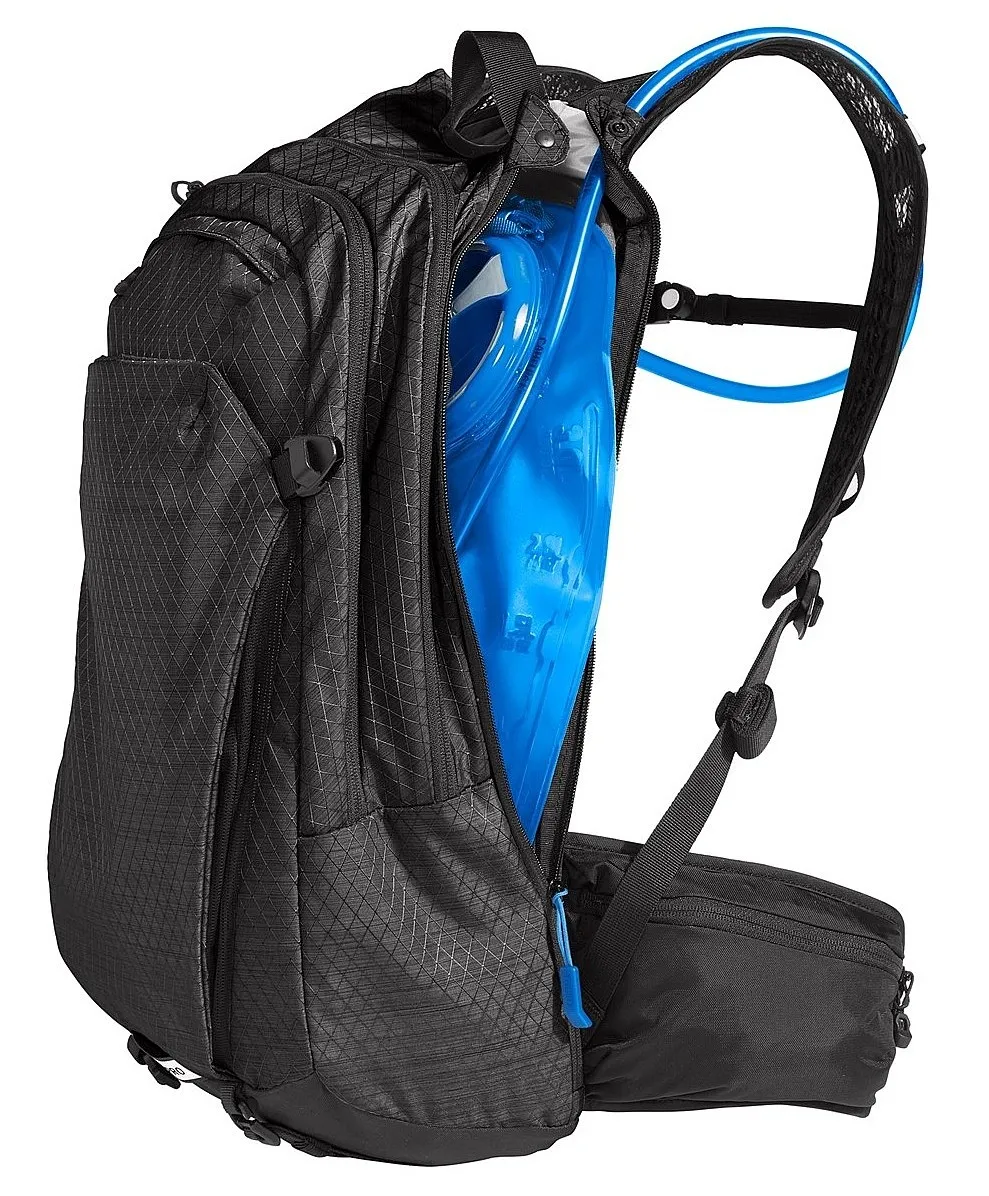 mochila Camelbak Hawg Pro 20 - Black