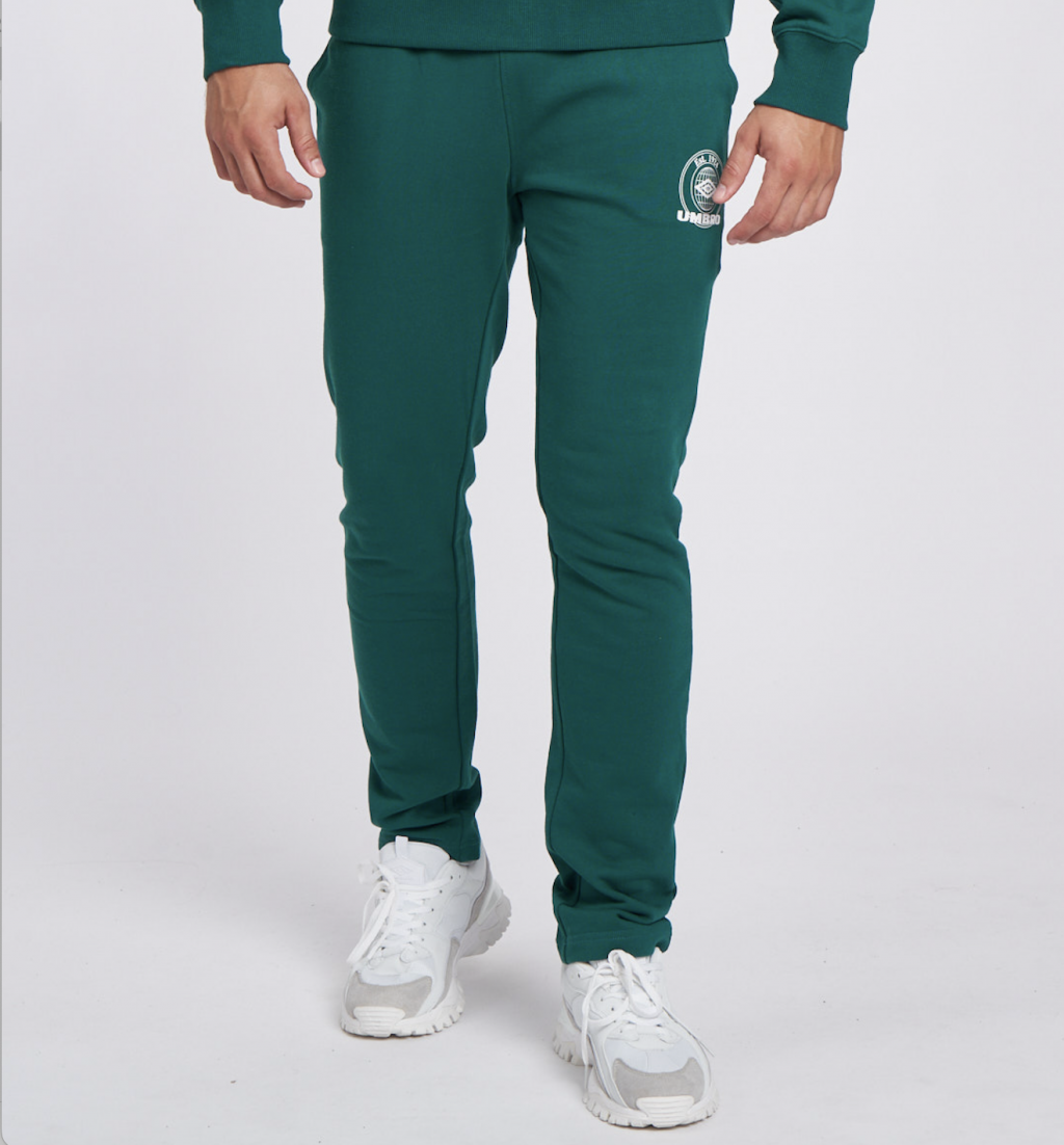 PANTALÓN UMBRO COLLEGIATE GRAPHIC JOGGER STORM