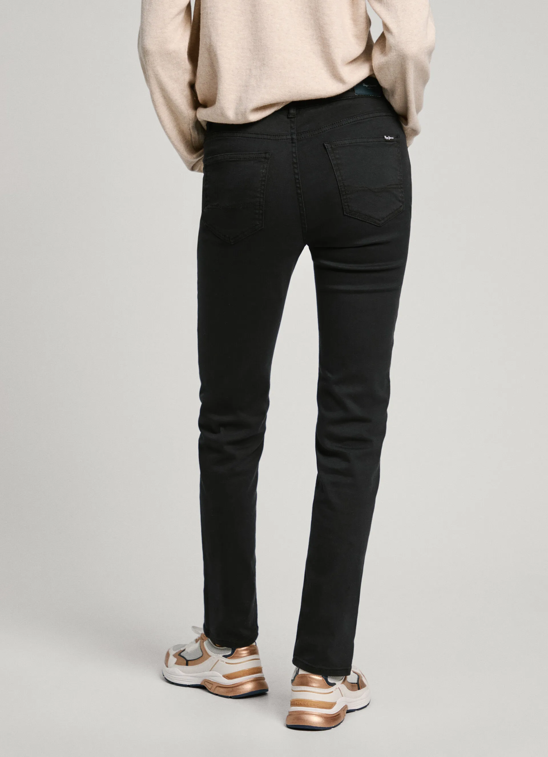 pantalón 5 bolsillos fit slim