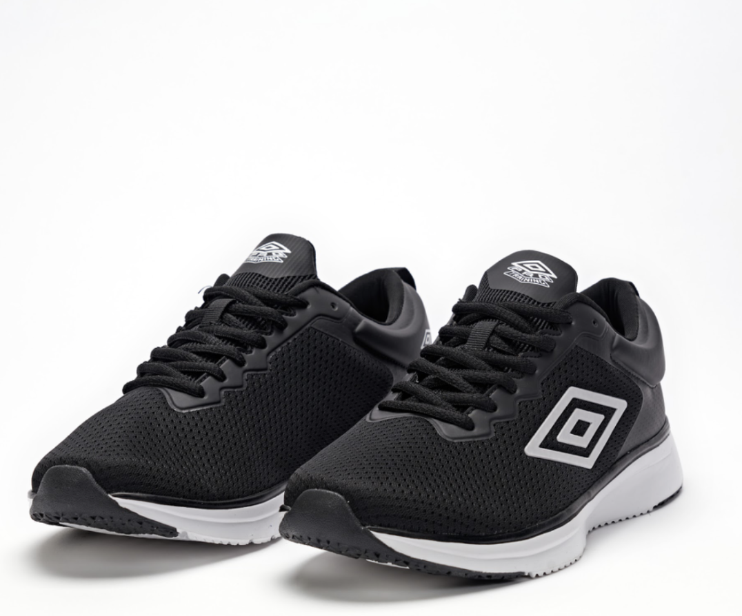 Zapatilla Umbro Cadence Black / White